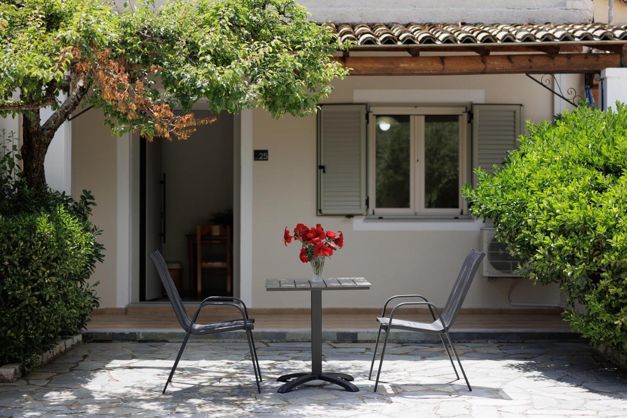 Santos Apartments & Studios Dassia  Zimmer foto
